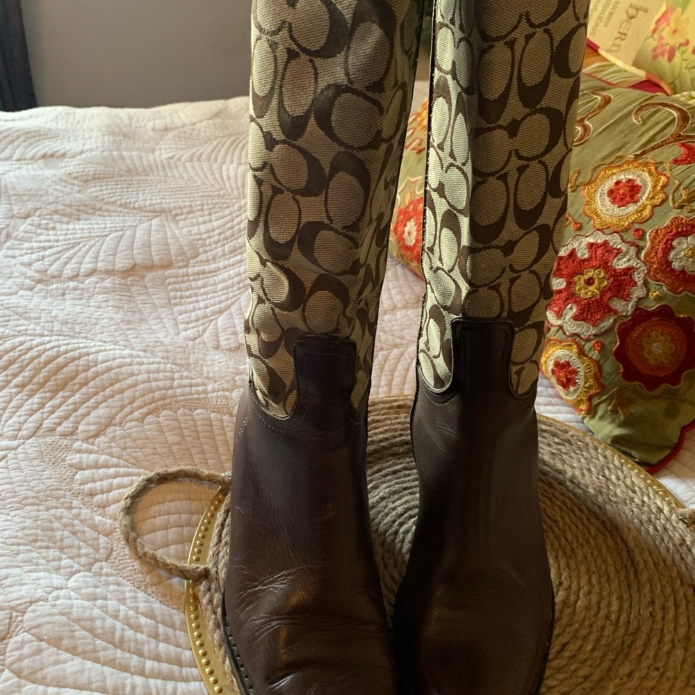Coach logo boots- it’s GORGEOUS! - Picture 6 of 9